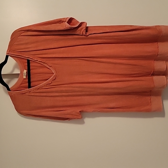 Kori size M super soft vneck tshirtb - Picture 1 of 7